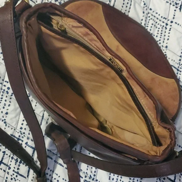 Vintage Australian Cowhide Leather Shoulder Bag - Picture 5 of 8